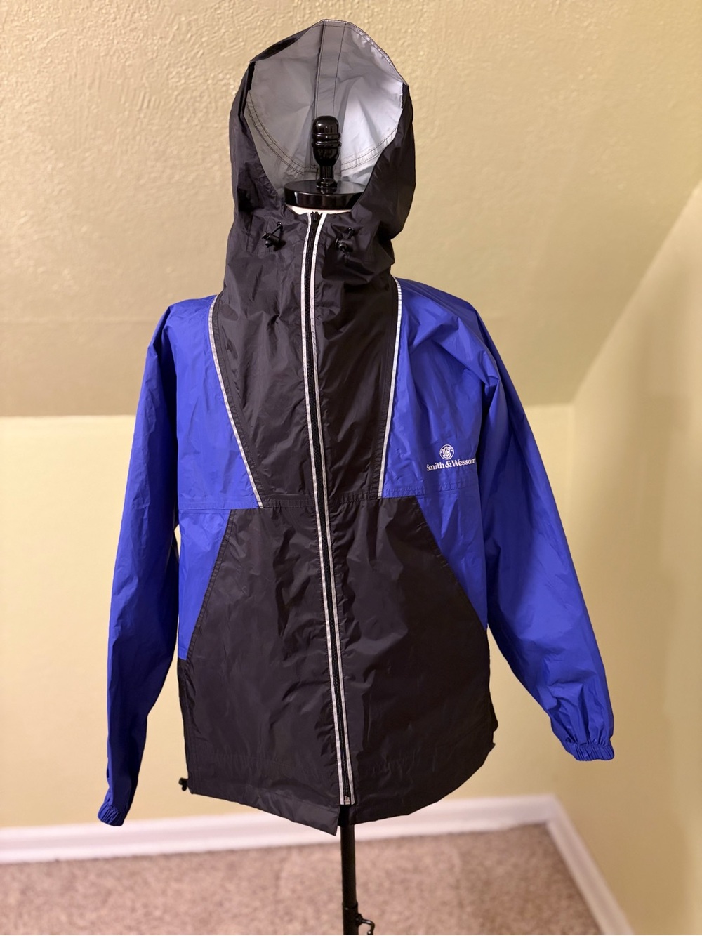 Smith & Wesson Blue Black Waterproof Rain Jacket Hooded Windbreaker Medium